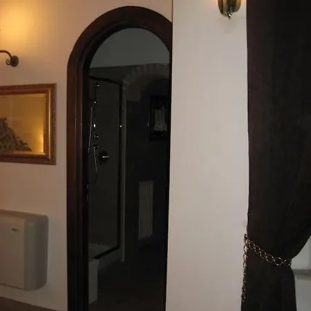 Vivilo Collection - Opera Theater Apartment-3
