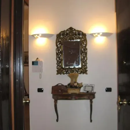 Vivilo Collection - Opera Theater Apartment-2